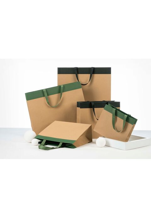borse in carta avana con striscia e manici in grosgrain in verde o nero